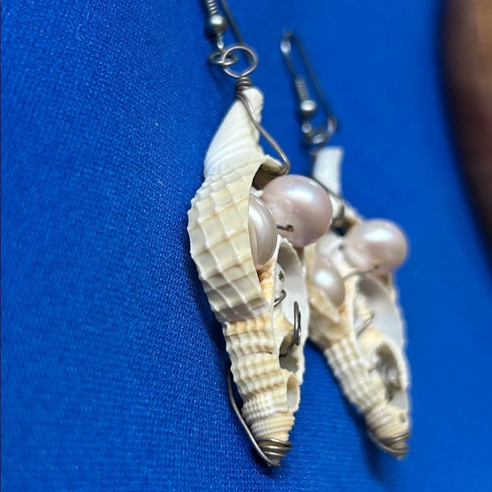 🖤Hawai’i shell & Pearl handmade earrings - Picture 3 of 10